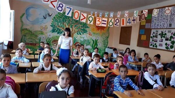 კლასგარეშე საკითხავი მასწავლებლებისთვის: თუ მოსწავლეს დაამარცხებ, გამარჯვებული ვერ გახდები კლასგარეშე საკითხავი მასწავლებლებისთვის: თუ მოსწავლეს დაამარცხებ, გამარჯვებული ვერ გახდები - Sputnik საქართველო