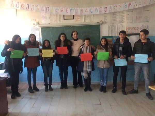 კლასგარეშე საკითხავი მასწავლებლებისთვის – „მრცხვენია, რომ საქართველოში ქართული არ ვიცი“ კლასგარეშე საკითხავი მასწავლებლებისთვის – „მრცხვენია, რომ საქართველოში ქართული არ ვიცი“ - Sputnik საქართველო