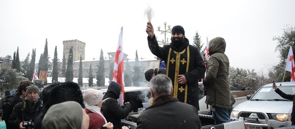 ეკლესია კორონავირუსის წინააღდეგ: მღვდლებმა თბილისის ქუჩები აკურთხეს - Sputnik საქართველო