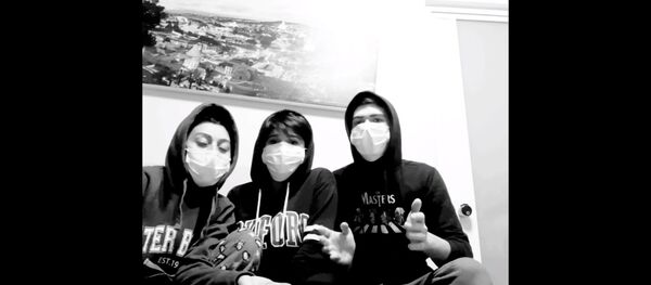 სტუდენტები კორონავირუსს უმღერიან - Sputnik საქართველო