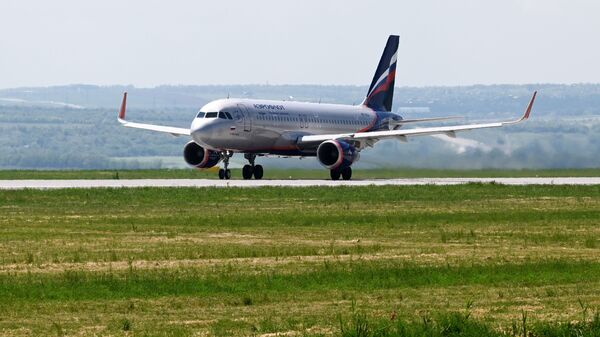 ავიაკომპანია „აეროფლოტის“ თვითმფრინავი Airbus A320  - Sputnik საქართველო