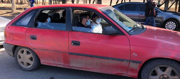 Карантин в районе Марнеули из-за коронавируса. В районы Болниси и Марнеули введена военная техника - Sputnik Грузия