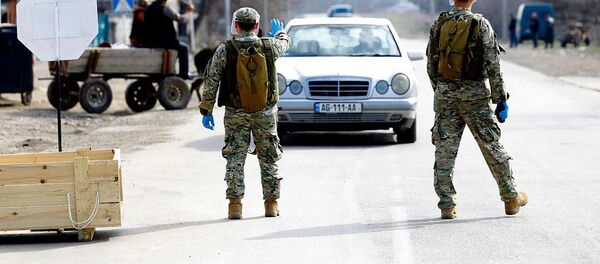 Карантин в Марнеули и Болниси. В районы введена армия. В Грузии действует режим ЧП из-за угрозы коронавируса Карантин в Марнеули и Болниси. В районы введена армия. В Грузии действует режим ЧП из-за угрозы коронавируса - Sputnik Грузия
