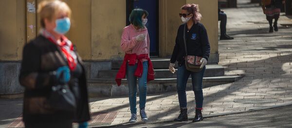 გოგონები პირბადეებსა და ხელთათმანებში - Sputnik საქართველო