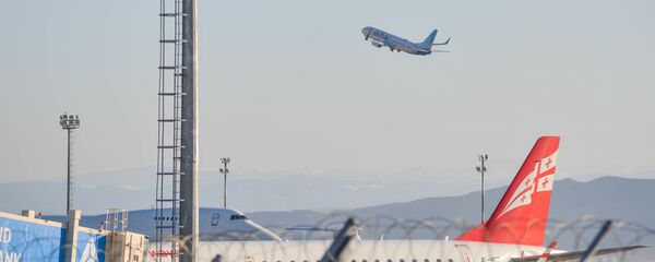 თვითმფრინავი  თვითმფრინავი  - Sputnik საქართველო