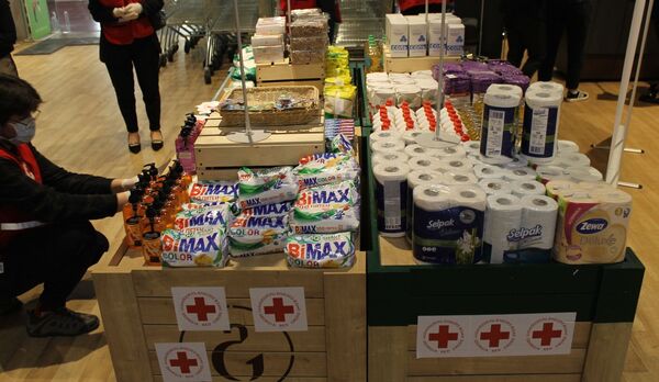 ერთად კორონავირუსის წინააღმდეგ: მარტოხელა მოხუცების დასახმარებლად აქცია აქტიურად გრძელდება ერთად კორონავირუსის წინააღმდეგ: მარტოხელა მოხუცების დასახმარებლად აქცია აქტიურად გრძელდება - Sputnik საქართველო