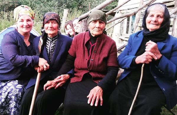 ეპიდემიამ ხალხს აჩვენა, რომ მთავარი ეკოლოგიურად სუფთა საკვებია, ანუ ზოგი ჭირი მარგებელია ეპიდემიამ ხალხს აჩვენა, რომ მთავარი ეკოლოგიურად სუფთა საკვებია, ანუ ზოგი ჭირი მარგებელია - Sputnik საქართველო