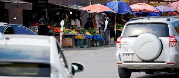 დახლები დეზერტირების ბაზართან დახლები დეზერტირების ბაზართან - Sputnik საქართველო