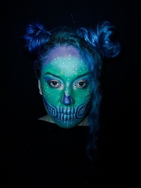 როგორ იქმნება მაკიაჟის განსაკუთრებული ეფექტები: ქართველი არტისტის საოცარი ნამუშევრები როგორ იქმნება მაკიაჟის განსაკუთრებული ეფექტები: ქართველი არტისტის საოცარი ნამუშევრები - Sputnik საქართველო