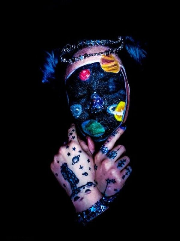 როგორ იქმნება მაკიაჟის განსაკუთრებული ეფექტები: ქართველი არტისტის საოცარი ნამუშევრები როგორ იქმნება მაკიაჟის განსაკუთრებული ეფექტები: ქართველი არტისტის საოცარი ნამუშევრები - Sputnik საქართველო