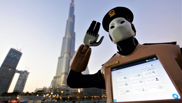 Робот-полицейский в Дубае - Sputnik საქართველო