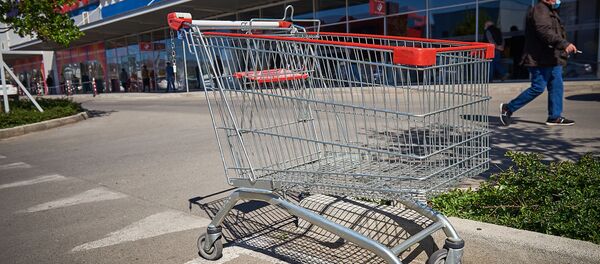 ერთ–ერთი სავაჭრო ცენტრი პანდემიის დროს ერთ–ერთი სავაჭრო ცენტრი პანდემიის დროს - Sputnik საქართველო