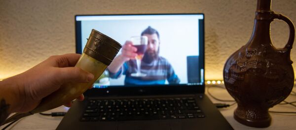 Грузинское застолье онлайн - Sputnik Грузия