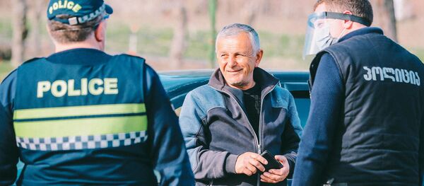 პოლიცია ბლოკპოსტზე - Sputnik საქართველო