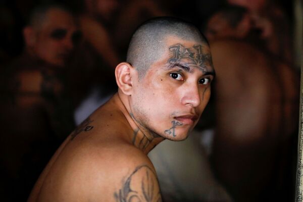Тюрьма Сальвадора находится на втором месте по количеству заключенных на душу населения в мире после США - Sputnik Грузия