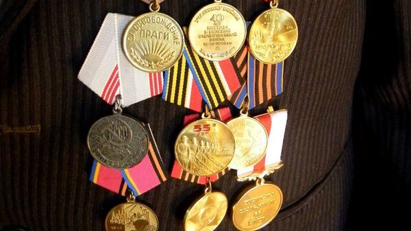 Медали и боевые награды ветерана ВОВ Глеба Острожного - Sputnik Грузия