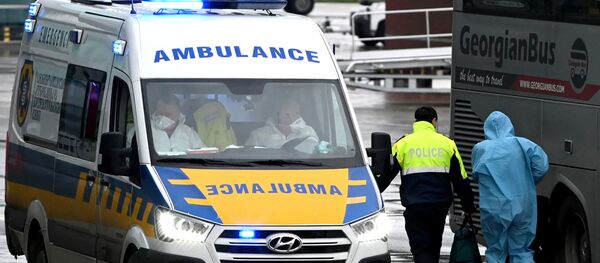 Самолет Грузинских авиалиний доставил в Грузию 61 гражданина страны из Иордании и Саудовской  Аравии. Затем их отправили на 14 дневный карантин - Sputnik Грузия