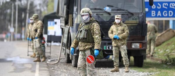 სამხედროები ბლოკპოსტზე სამხედროები ბლოკპოსტზე - Sputnik საქართველო