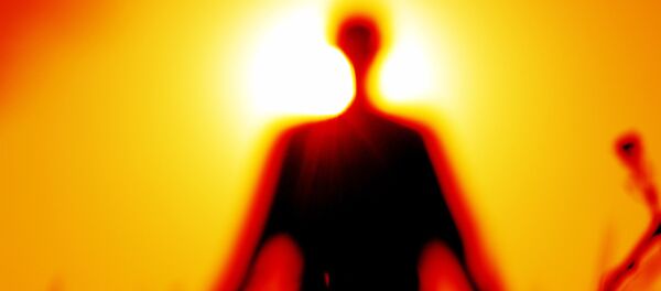 ადამიანის სილუეტი მზის ფონზე - Sputnik საქართველო