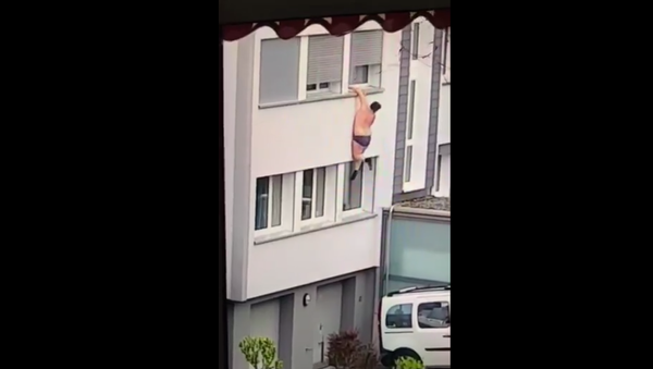 მეზობელი კორპუსიდან ქალმა კაცს ვიდეო გადაუღო - Sputnik საქართველო