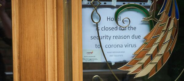 Закрытые из-за коронавируса гостиницы и туристические компании в районе Абанотубани - Sputnik Грузия