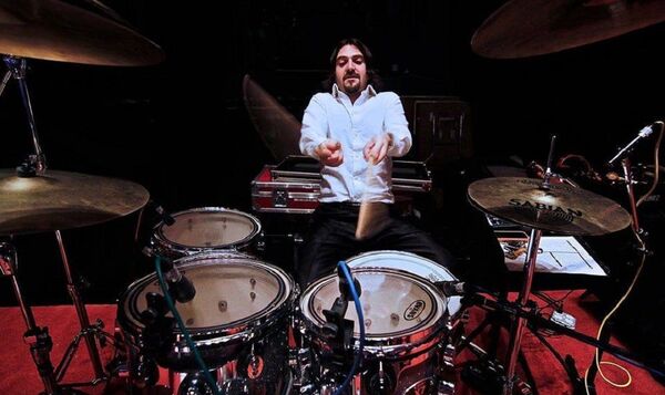 ქართველი დრამერის უჩვეულო ექსპერიმენტი და 37 წლის ასაკში მონატრებული სამშობლო ქართველი დრამერის უჩვეულო ექსპერიმენტი და 37 წლის ასაკში მონატრებული სამშობლო - Sputnik საქართველო