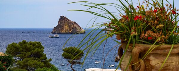 სიცილია, ეოლიის კუნძულები სიცილია, ეოლიის კუნძულები - Sputnik საქართველო