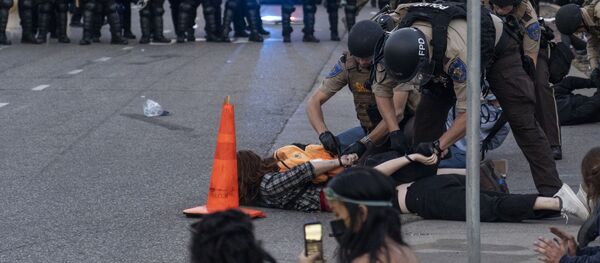 Протесты в Миннеаполисе - Sputnik Грузия