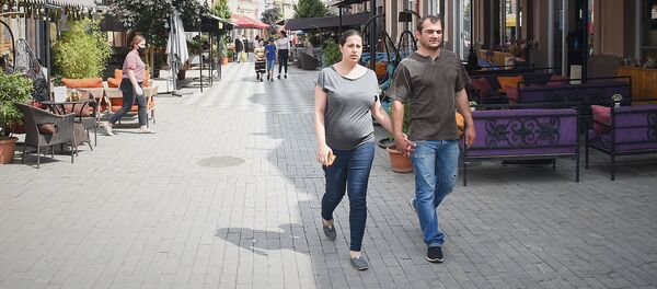 კაფეების რიგი აღმაშენებლის კვარტალში - Sputnik საქართველო