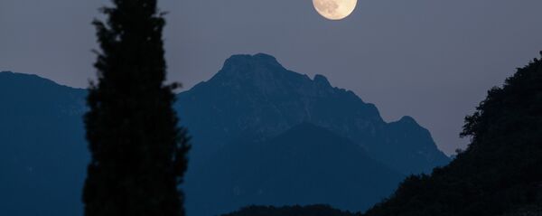 სავსე მთვარე - Sputnik საქართველო