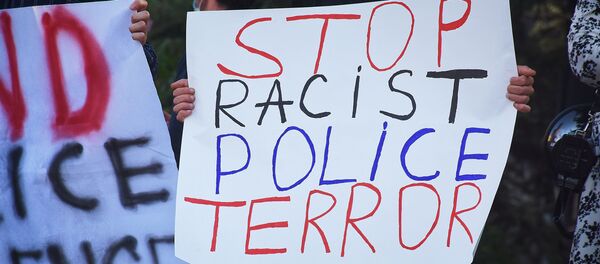 Протесты в США поддержали американцы в Грузии, которые провели акцию в центре грузинской столицы - Sputnik Грузия