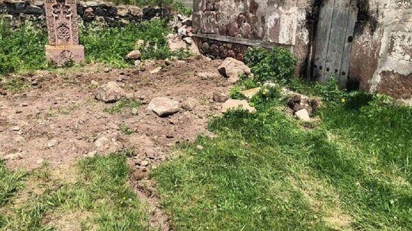 В Самцхе-Джавахети неизвестные повредили памятник культурного наследия - Sputnik Грузия