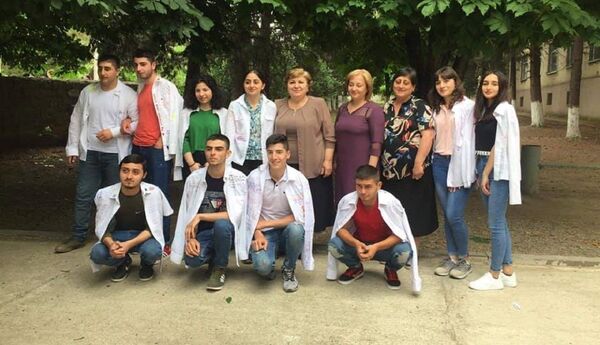 კლასგარეშე საკითხავი მასწავლებლებისთვის: გამოდის, რომ მოსწავლემ დამიწერა მაღალი შეფასება კლასგარეშე საკითხავი მასწავლებლებისთვის: გამოდის, რომ მოსწავლემ დამიწერა მაღალი შეფასება - Sputnik საქართველო