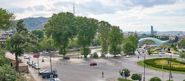 Вид на город Тбилиси. Площадь Европы и парк Рике - Sputnik Грузия
