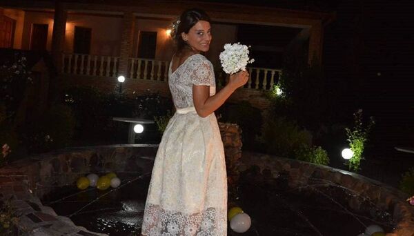 ტიულისგან შექმნილი სამოსი Anano’s Handmade-სგან და ქართველი დიზაინერების ინსპირაცია ტიულისგან შექმნილი სამოსი Anano’s Handmade-სგან და ქართველი დიზაინერების ინსპირაცია - Sputnik საქართველო