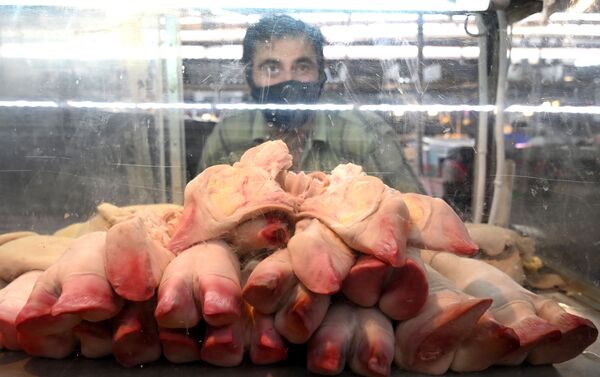 სუპერმარკეტი თუ აგრარული ბაზარი: სად უფრო უსაფრთხოა ვაჭრობა სუპერმარკეტი თუ აგრარული ბაზარი: სად უფრო უსაფრთხოა ვაჭრობა - Sputnik საქართველო