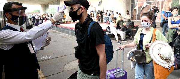 მოქალაქეების შემოწმება კორონავირუსზე - Sputnik საქართველო