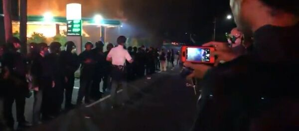 ატლანტაში პროტესტის ახალი ტალღა აგორდა: პოლიციელებს აფროამერიკელი დაკავებისას შემოაკვდათ ატლანტაში პროტესტის ახალი ტალღა აგორდა: პოლიციელებს აფროამერიკელი დაკავებისას შემოაკვდათ - Sputnik საქართველო