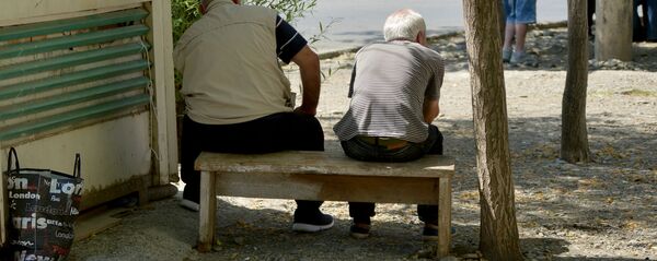 მამაკაცები ქვეყანაში არსებულ ვითარებას განიხილავენ მამაკაცები ქვეყანაში არსებულ ვითარებას განიხილავენ - Sputnik საქართველო