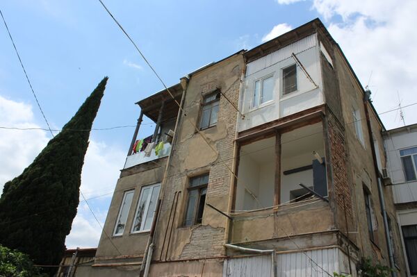 Таинственное творение Михаила Оганджанова – шкатулка с двойным дном - Sputnik Грузия