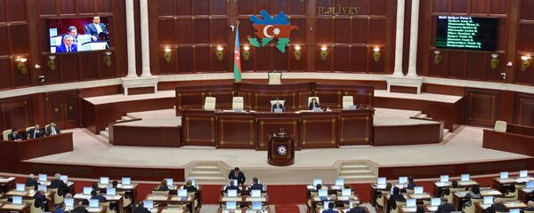 Депутаты на заседании Милли Меджлиса Азербайджана - Sputnik Грузия