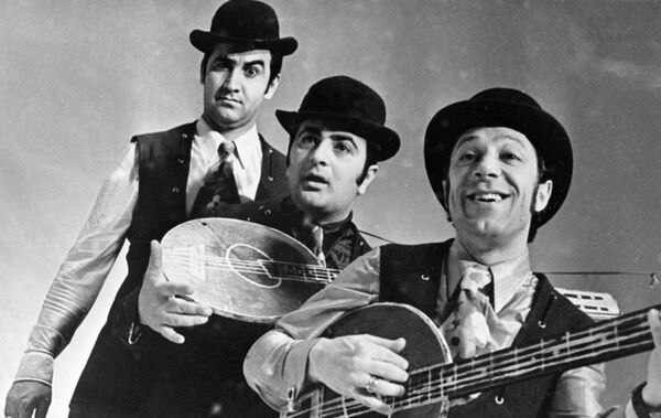 Ушел из жизни худрук легендарного ВИА Диэло Амиран Эбралидзе - Sputnik Грузия