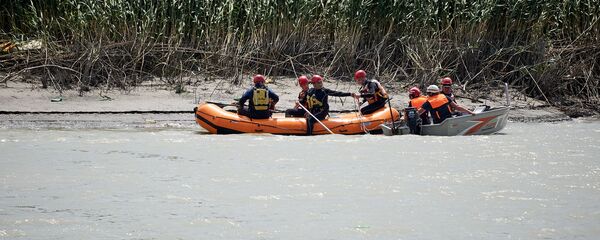 Поисково-спасательная операция на реке - Sputnik Грузия