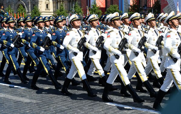 На Красной площади прошел парадный расчет армии Китайской Народной Республики

 - Sputnik Грузия