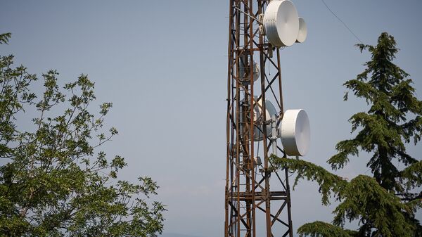 Вышка с передающими антеннами мобильной связи 4G - Sputnik Грузия