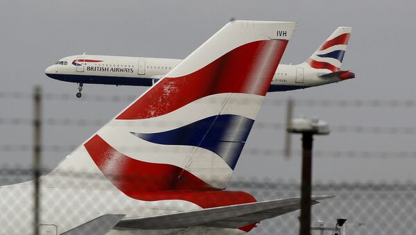 Самолет британской авиакомпании British Airways в Лондоне - Sputnik Грузия